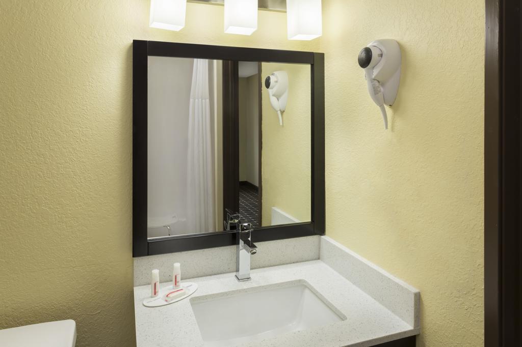 Super 8 By Wyndham Marietta Μοτέλ Εξωτερικό φωτογραφία